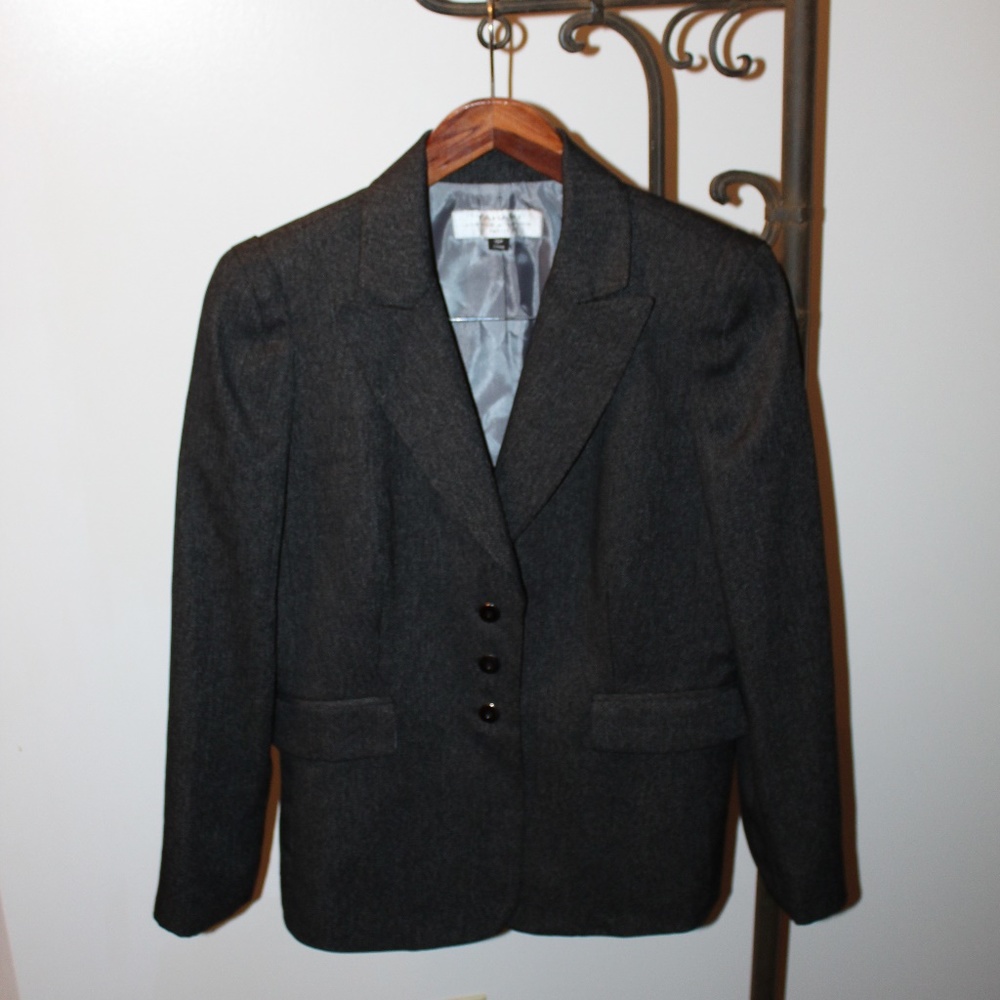 Tahari Arthur S. Levine Women's Blazer